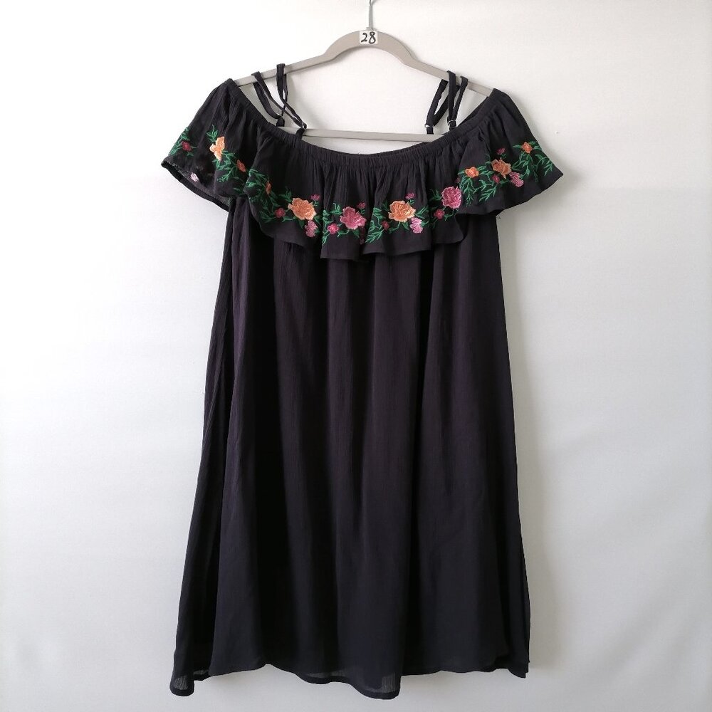 Wonderland by Orange Dark Purple Cold Shoulder Ruffle Embroidery Sundress Size S